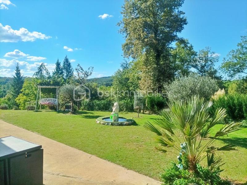 Maison - 93 m² - 6 pièces