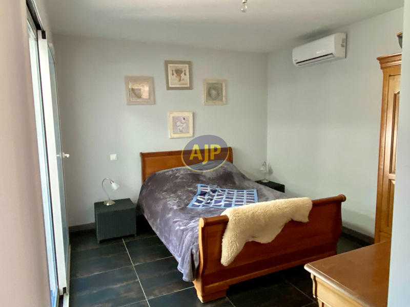 Maison - 157 m² - 4 pièces