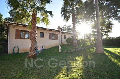 Maison - 160 m² - 3 pièces