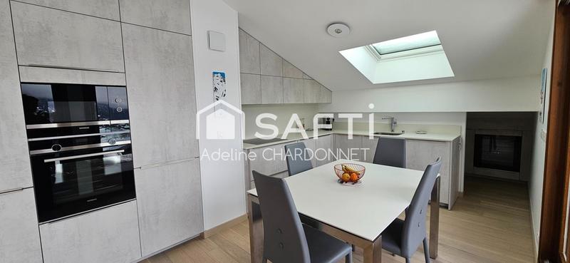 Appartement - 130 m² - 4 pièces