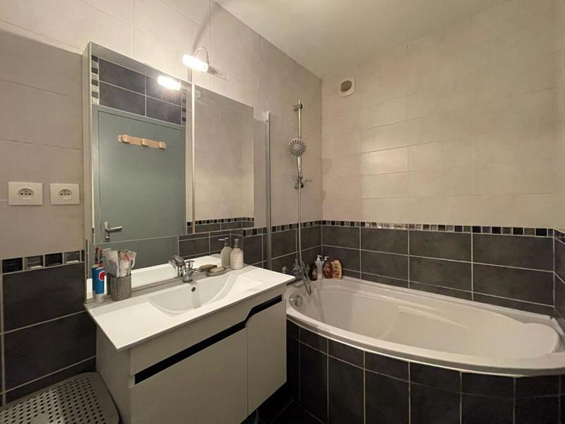 Appartement - 77 m² - 4 pièces