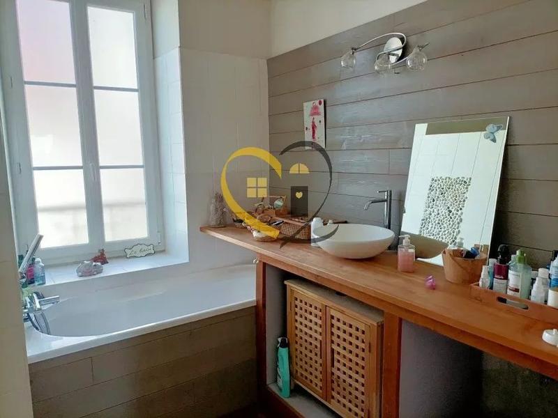 Maison de ville - 219 m²