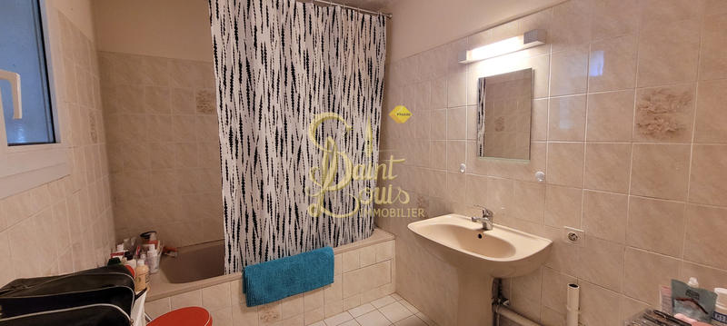 Maison - 140 m² - 4 pièces