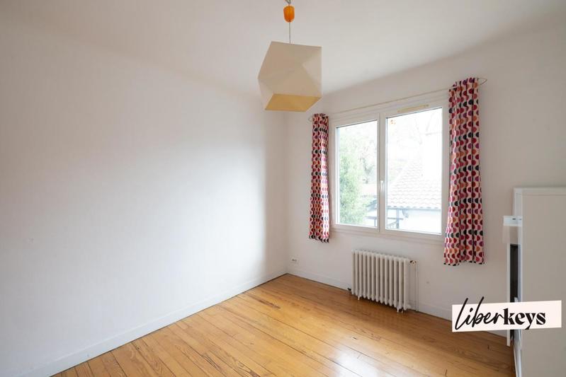 Villa - 180 m² - 7 pièces