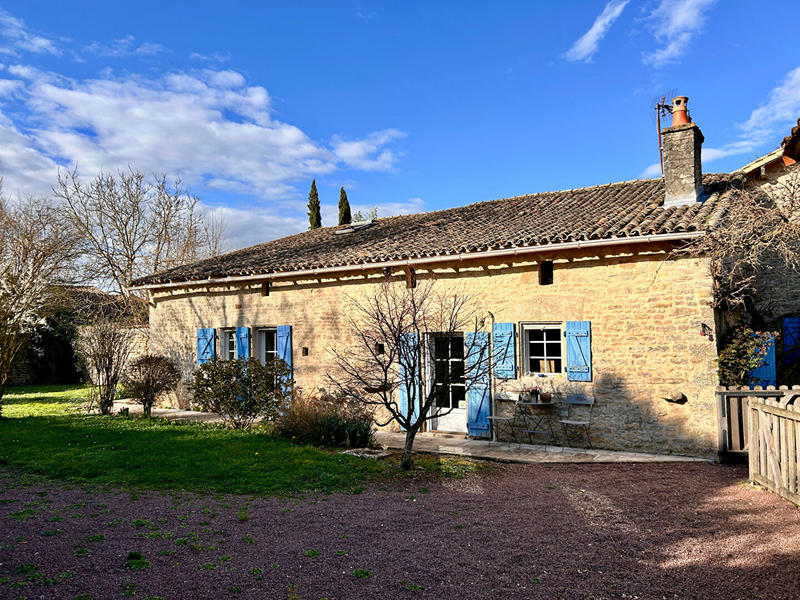 Longère - 256 m² - 8 pièces