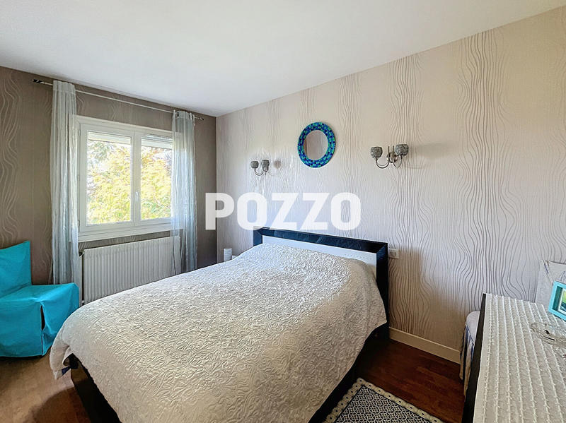 Maison - 95 m² - 4 pièces