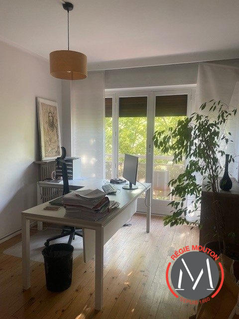 Appartement - 102 m² - 5 pièces