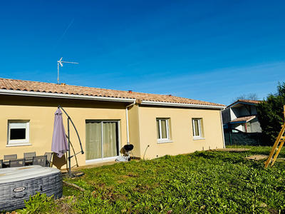 Maison - 86 m² - 4 pièces
