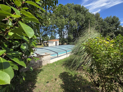Maison - 163 m² - 8 pièces