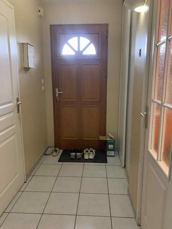 Villa - 90 m² - 4 pièces