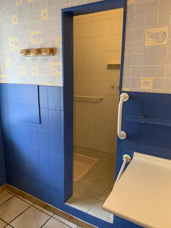 Maison - 235 m² - 11 pièces