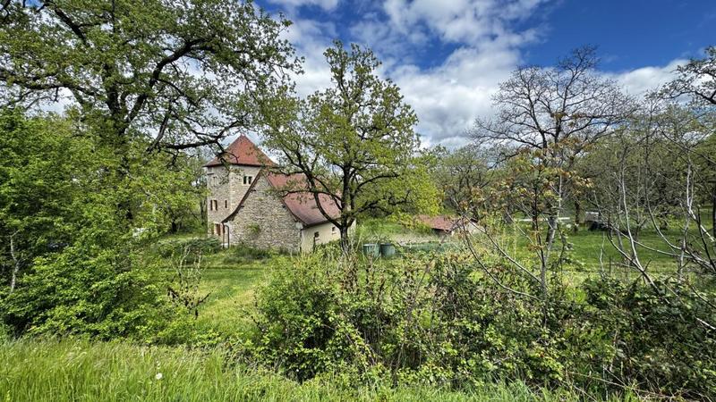 Maison - 228 m² - 7 pièces