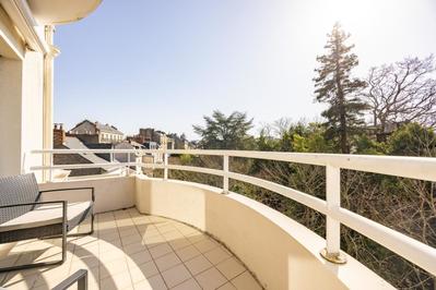 Appartement - 104 m² - 4 pièces