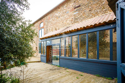 Mas - 615 m² - 19 pièces