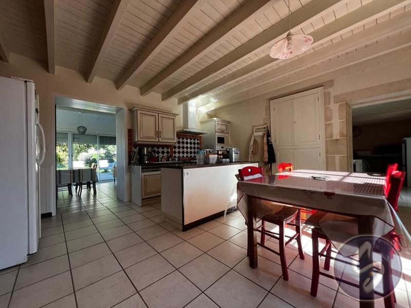 Maison - 167 m² - 7 pièces