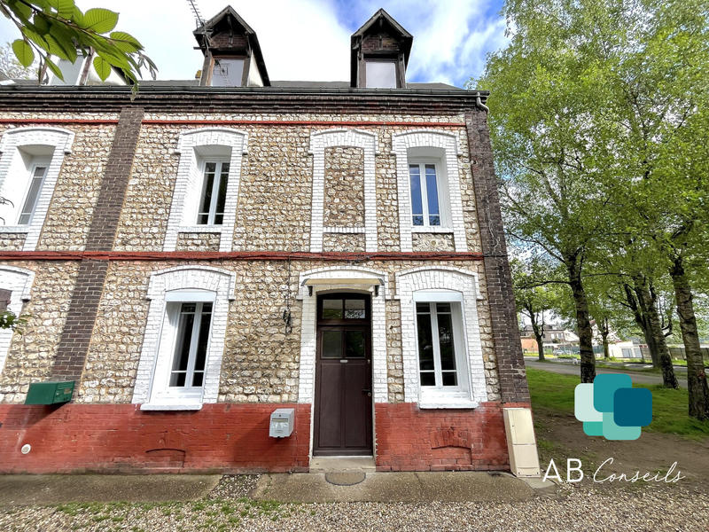 Maison - 75 m² - 5 pièces