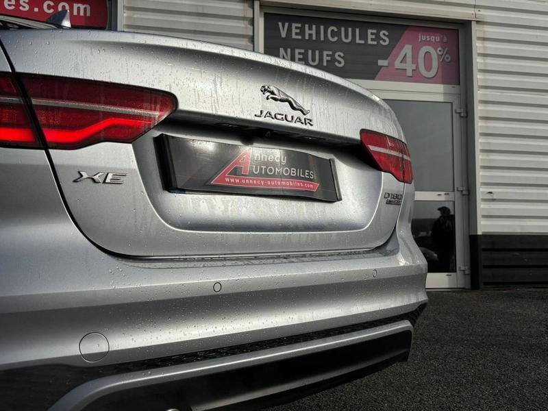 Jaguar Xe 2.0 D180ch R-Dynamic se Awd Bva8