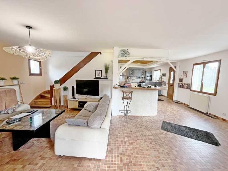 Maison - 115 m² - 6 pièces