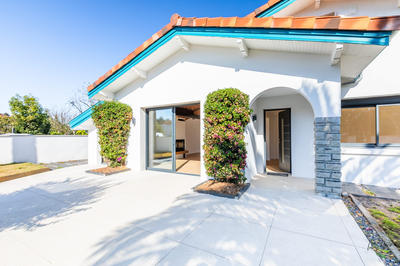 Maison - 165 m² - 6 pièces