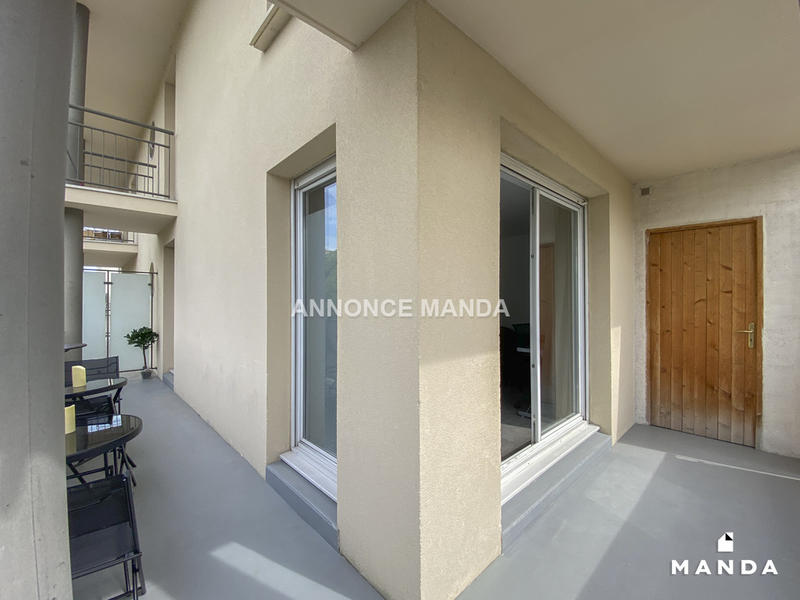 Chambre - 11 m² - 4 pièces