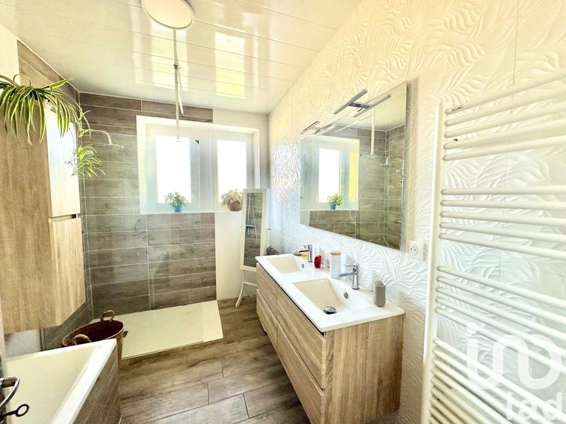 Maison de campagne - 150 m² - 6 pièces