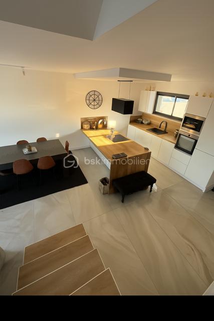 Maison - 115 m² - 5 pièces