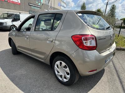 Dacia Sandero 1.5 dCi 75 Fap Laureate Climatisation / Navigation Gps Kit Distribution avec Pae Ok Suivi Entretien