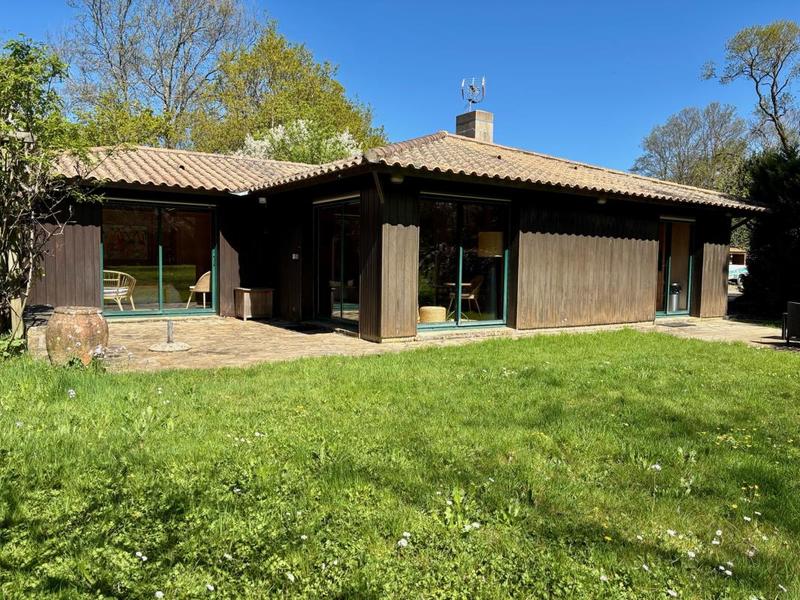 Propriété - 350 m² - 12 pièces