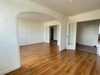 Appartement - 112 m² - 5 pièces