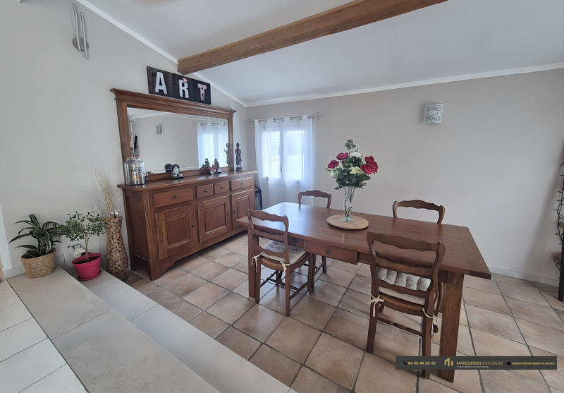 Villa - 93 m² - 4 pièces