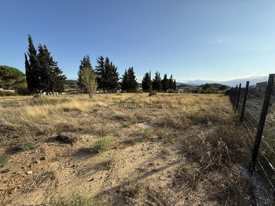 Terrain - 1 700 m²