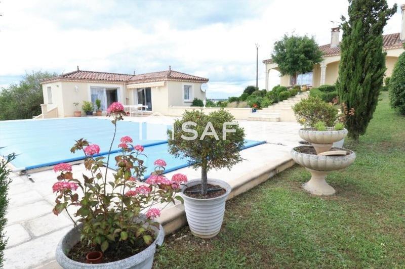 Maison de maîtres - 222 m² - 8 pièces