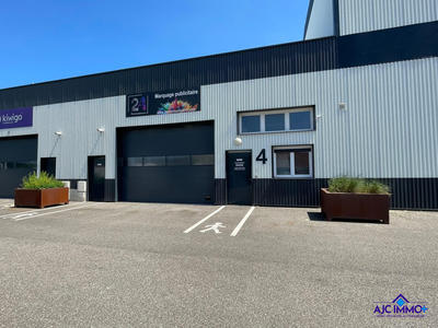 Fonds de commerce - 244 m²