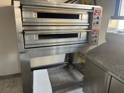 Magasins - 2 pièces