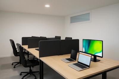 Bureau - 100 m² - 3 pièces