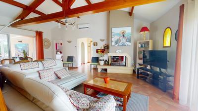 Maison - 145 m² - 6 pièces