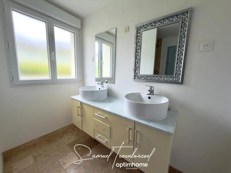 Propriété - 330 m² - 6 pièces