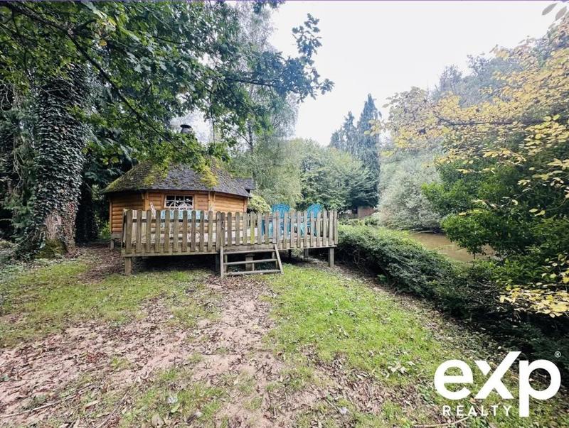 Moulin - 309 m² - 8 pièces