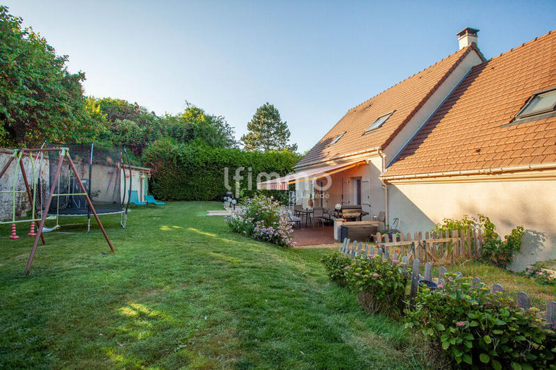 Pavillon - 156 m² - 7 pièces