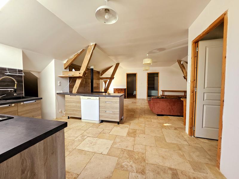 Maison - 308 m² - 11 pièces