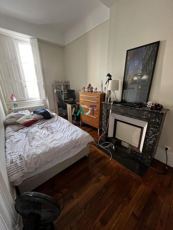 Appartement - 146 m² - 5 pièces