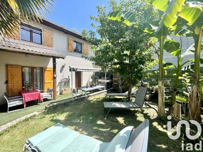 Maison - 107 m² - 5 pièces