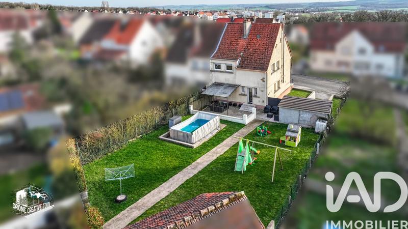 Maison - 110 m² - 5 pièces