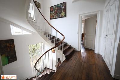 Maison de maîtres - 430 m² - 17 pièces