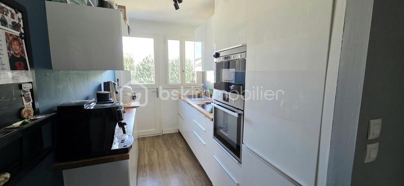 Appartement - 85 m² - 4 pièces