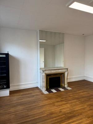 Bureau - 110 m² - 6 pièces