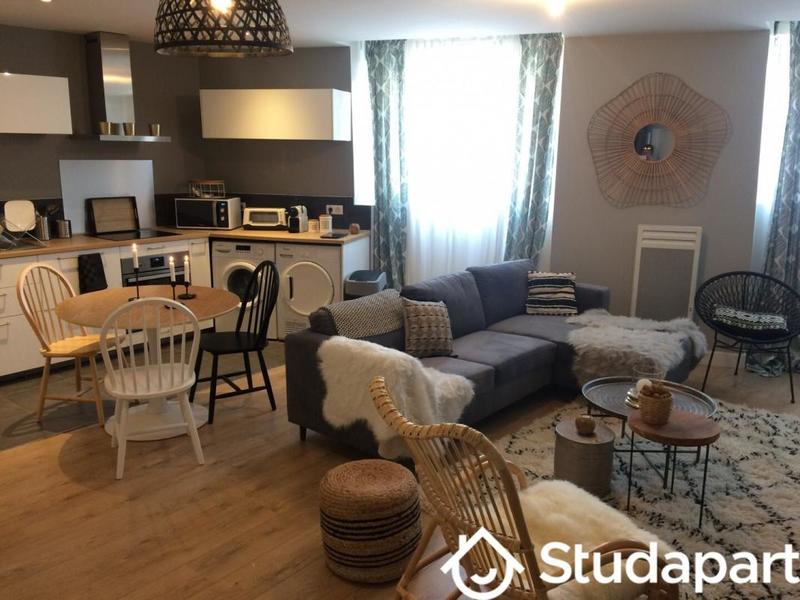 Chambre - 14 m² - 1 pièce