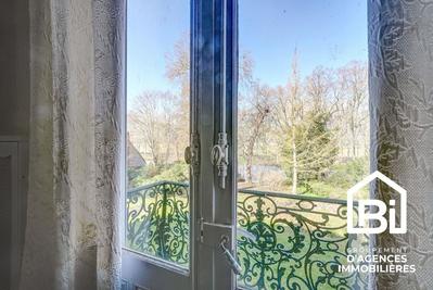 Maison - 427 m² - 14 pièces