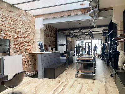 Local commercial - 130 m²