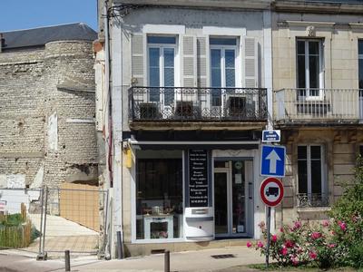 Local commercial - 4 pièces